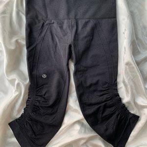 Lululemon size extra small 9/10 good condition